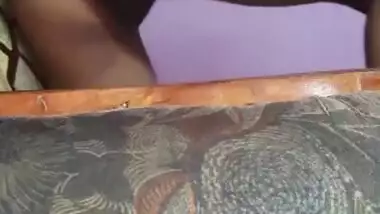 Delhi guy fucking call girl at his home