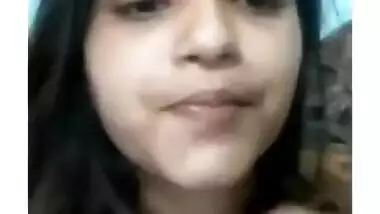 Bangladeshi Beautiful Bigboob Sexy Girl Showing Boobs