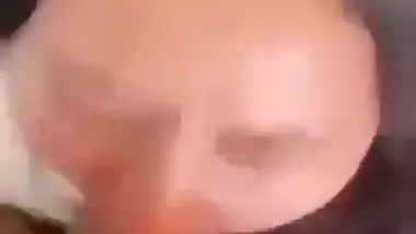 Nepali sex of a lady from Kathmandu sucking a dick