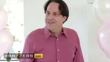 Brazzers - Kendall Kayden & Keiran Lee Are Bored At The Party So They Decide To Fuck & Have Fun