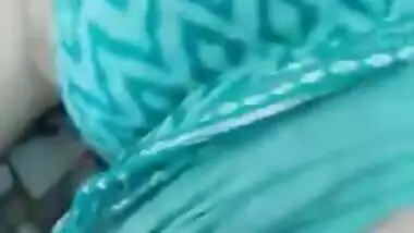 Paki MILF drilled with fingers expecting for real sex with XXX chudai cameraman