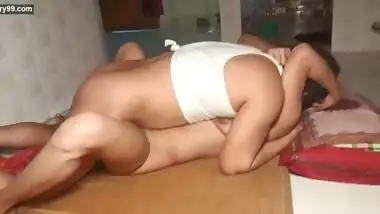 Desi sexy cople fucking hard video 2