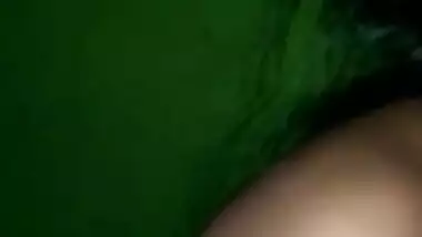 Dehati wet pussy show MMS clip