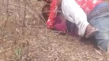 Dehati village fuck video caught redhanded